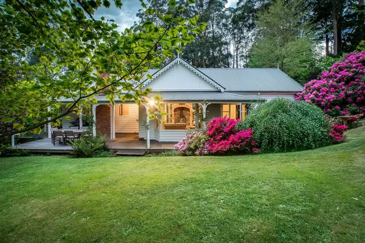 7 Seabreeze Avenue, Ferny Creek VIC 3786