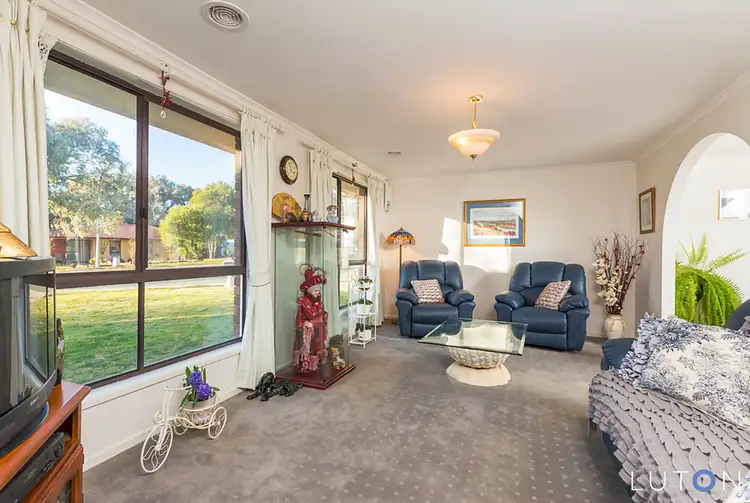 Fifth view of Homely house listing, 10 Gosman Close, Oxley ACT 2903