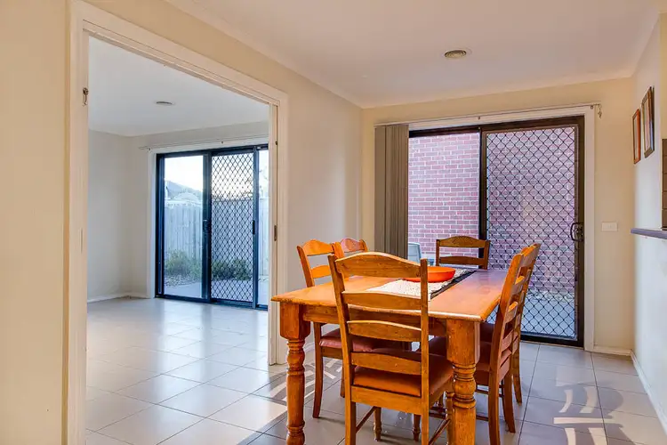 Fifth view of Homely house listing, 3 Greenfield Court, Cranbourne North VIC 3977