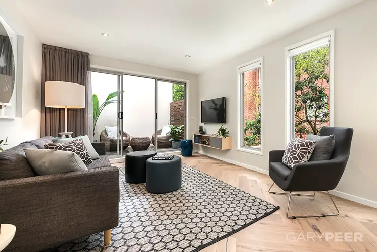 Third view of Homely apartment listing, 10/27 Charnwood Road, St Kilda VIC 3182
