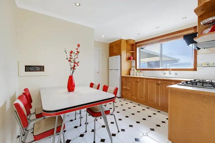 Fifth view of Homely house listing, 6 Yuonga Court, Lalor VIC 3075