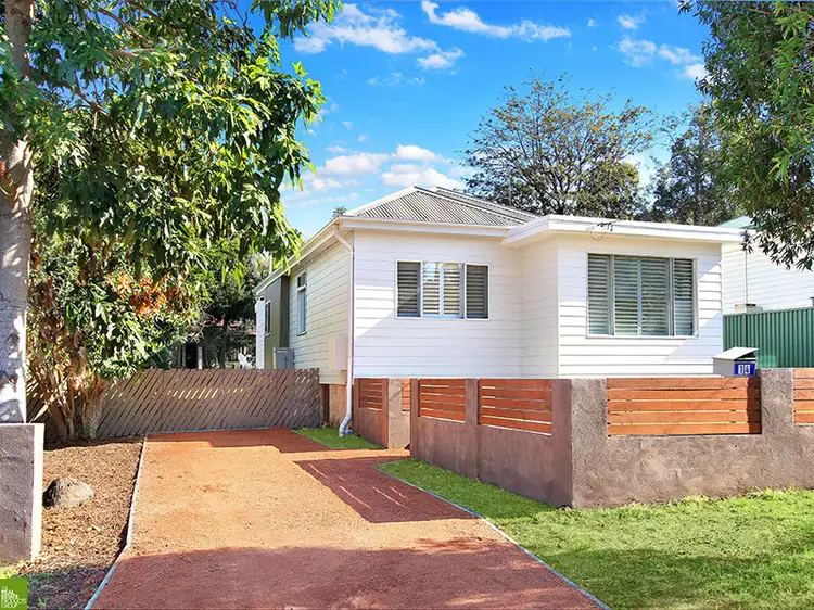 14 Grasmere Street, Mount Saint Thomas NSW 2500