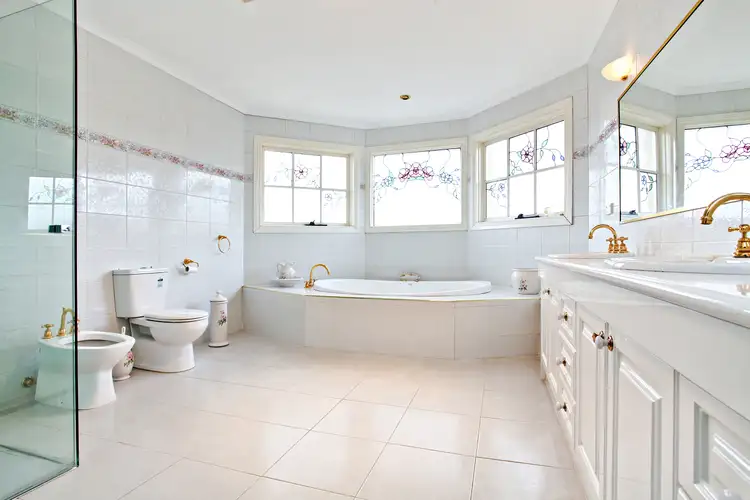 Fourth view of Homely house listing, 3 Peerless Court, Avondale Heights VIC 3034