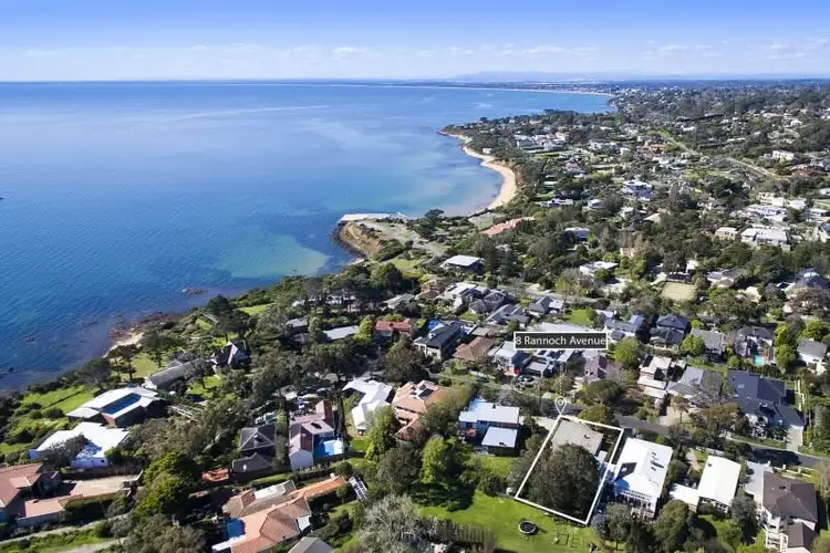 Fifth view of Homely house listing, 8 Rannoch Avenue, Mount Eliza VIC 3930