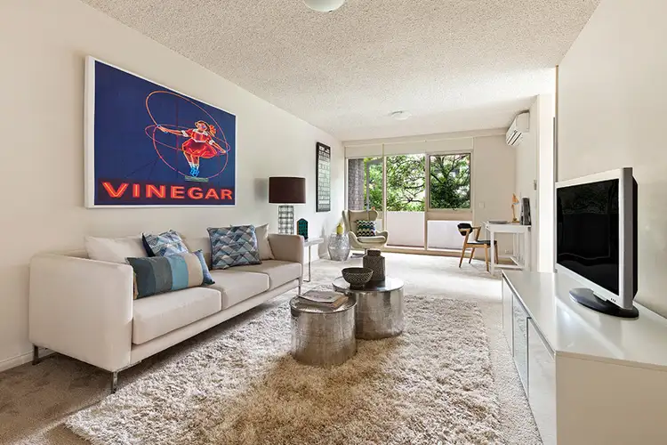 4/17 Hughenden Road, St Kilda East VIC 3183