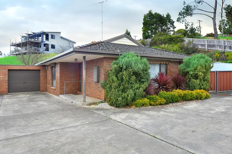4/2 Bridge Street, Creswick VIC 3363