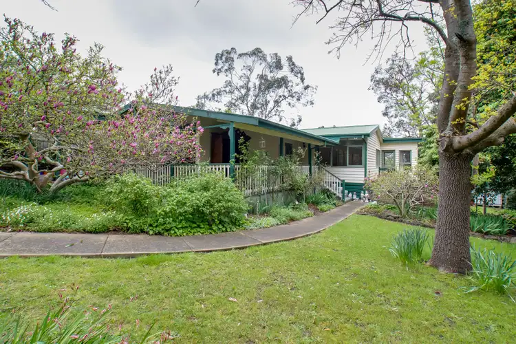 10 The Glen, Ferntree Gully VIC 3156