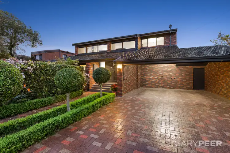 13 Yanakie Crescent, Caulfield North VIC 3161