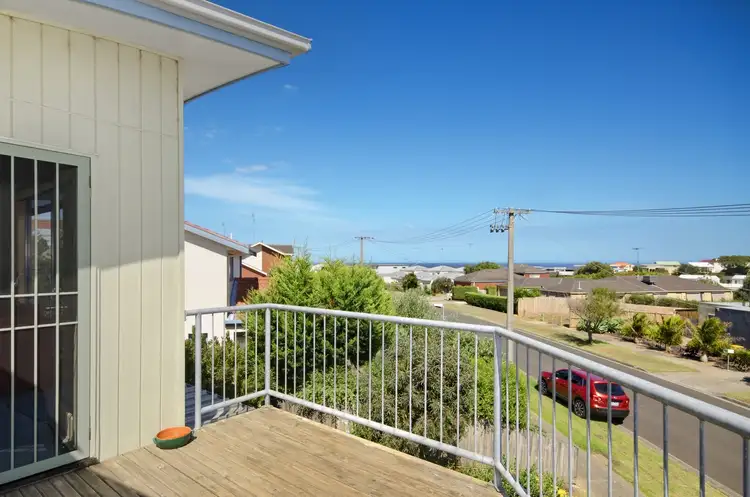 25 Halibut Avenue, Ocean Grove VIC 3226