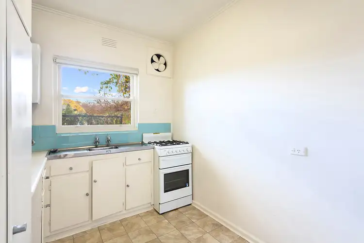Fourth view of Homely apartment listing, 8/3 Kooyongkoot Road, Hawthorn VIC 3122
