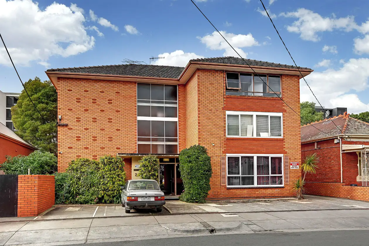 Main view of Homely apartment listing, 10/23 Davison Street, Richmond VIC 3121