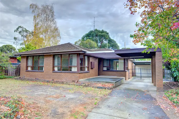 108 Eddy Avenue, Mount Helen VIC 3350