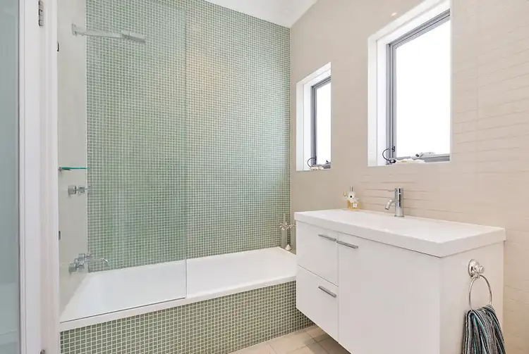Sixth view of Homely apartment listing, 4/4 Craig Avenue, Manly NSW 2095