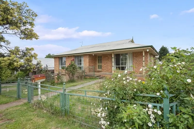 Main view of Homely house listing, 1 Hodge Street, Daylesford VIC 3460
