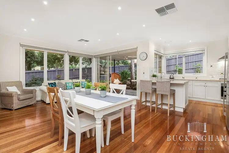 31 Fernside Avenue, Briar Hill VIC 3088