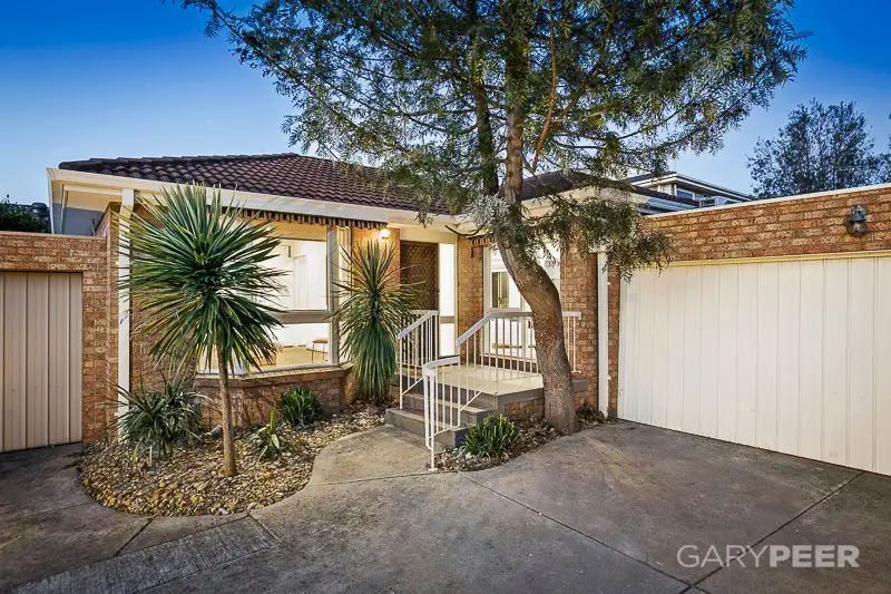 Main view of Homely villa listing, 2/20 Narrawong Road, Caulfield South VIC 3162
