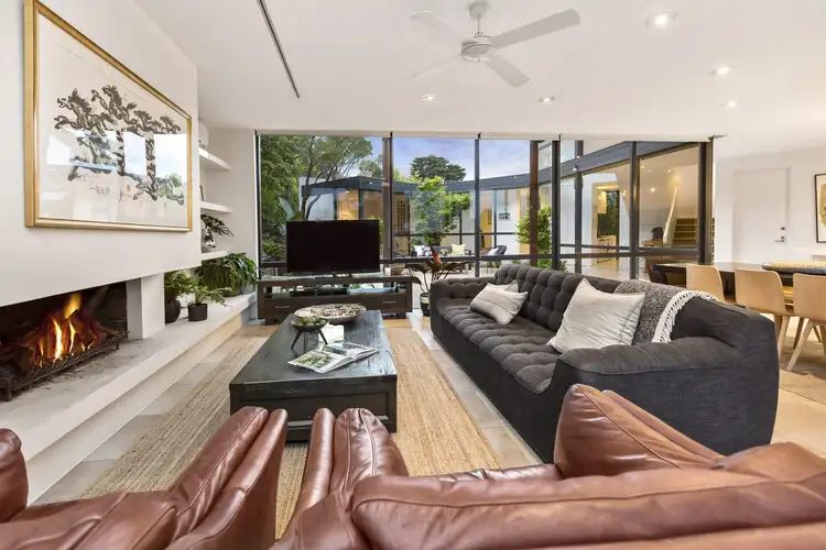 Fourth view of Homely house listing, 2 Rosserdale Crescent, Mount Eliza VIC 3930