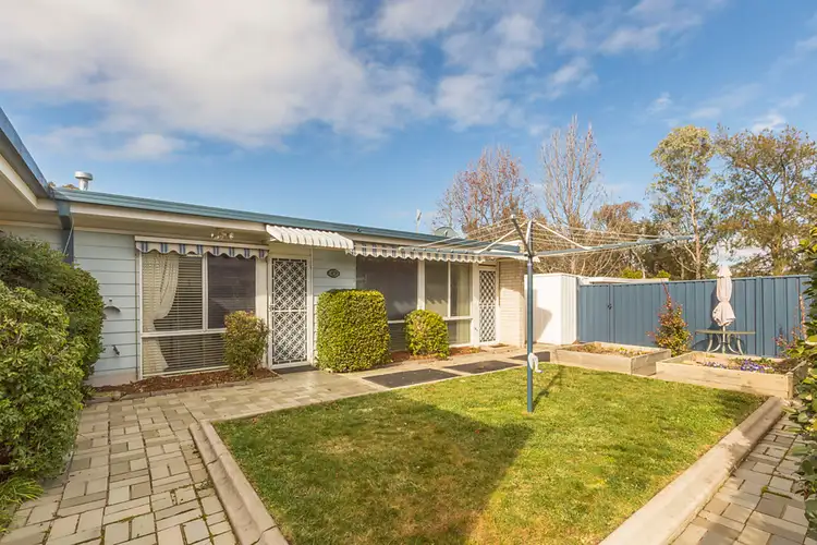 8 Harrington Circuit, Kambah ACT 2902