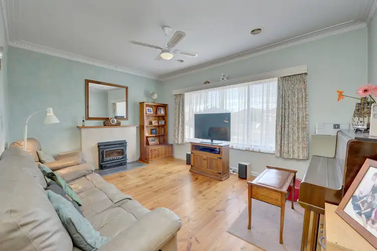 Main view of Homely house listing, 7 Kelvin Avenue, Sebastopol VIC 3356