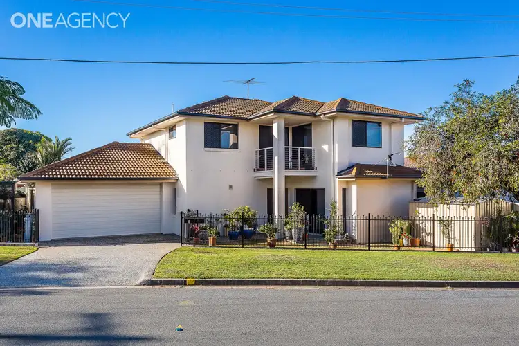 9 Armstrong Street, Clontarf QLD 4019