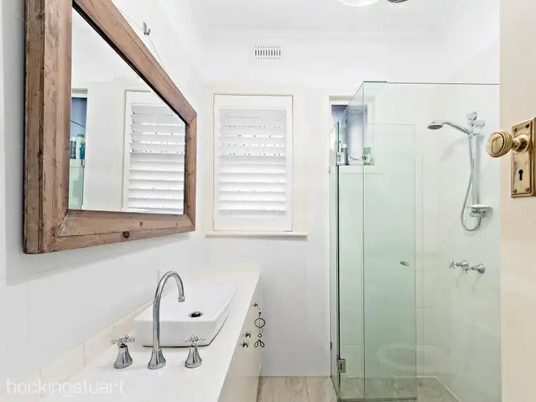 Sixth view of Homely apartment listing, 5/71 Ormond Road, Elwood VIC 3184