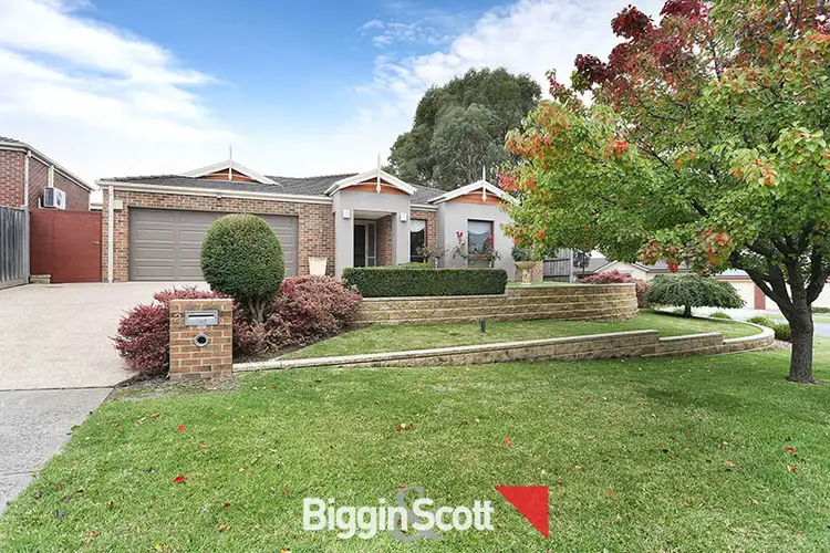 2 Hobart Avenue, Berwick VIC 3806