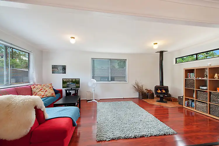 10 Darling Crescent, Molendinar QLD 4214