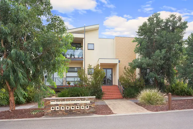 3d/29 Diamond Boulevard, Greensborough VIC 3088