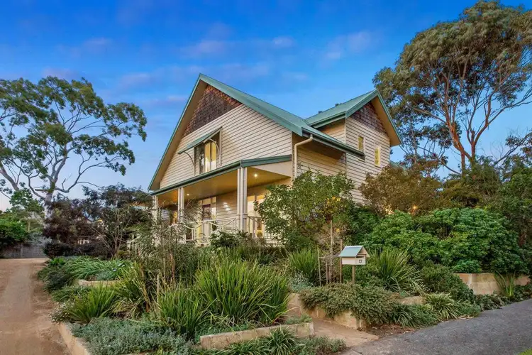 27 Cumberland Drive, Mount Martha VIC 3934