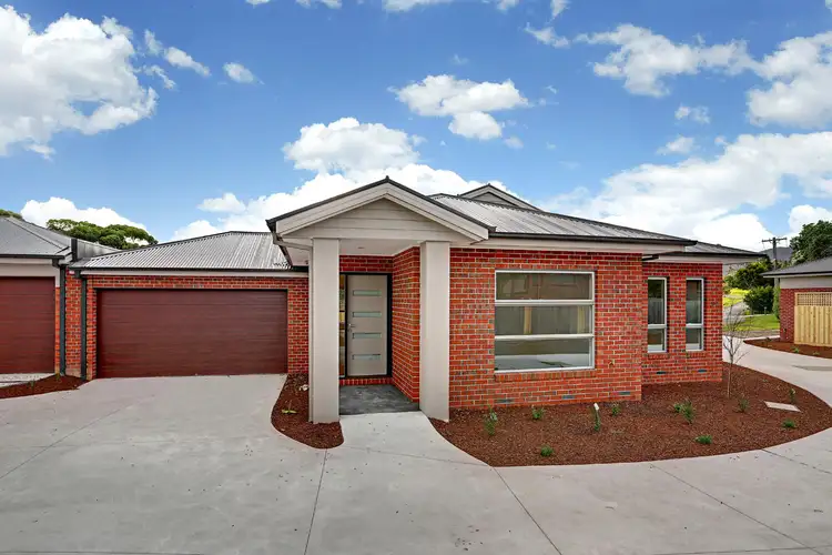 2/17 Marna Street, Healesville VIC 3777