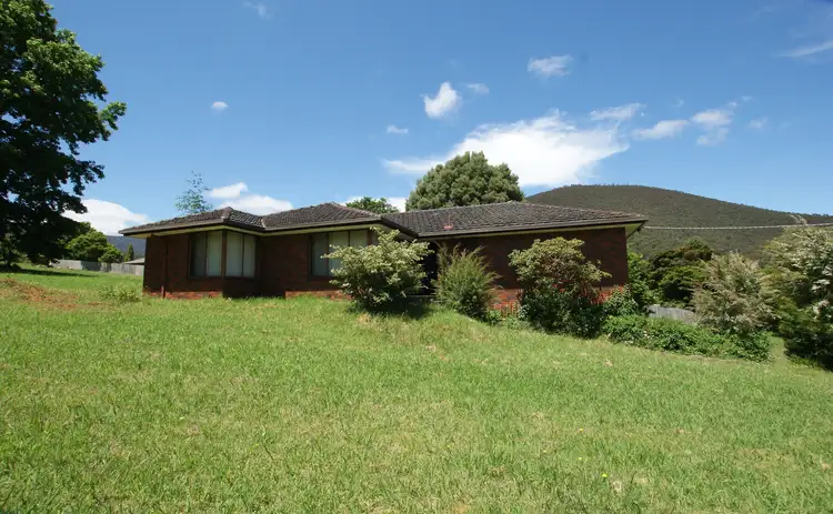 29 Lincoln Road, Warburton VIC 3799