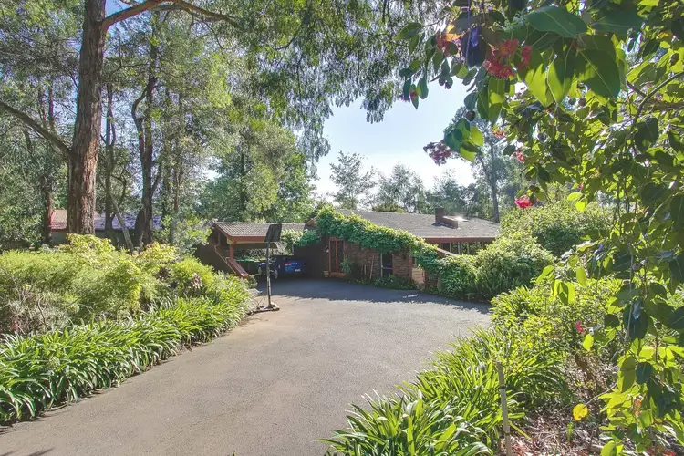 65 Emerald-Monbulk Road, Emerald VIC 3782