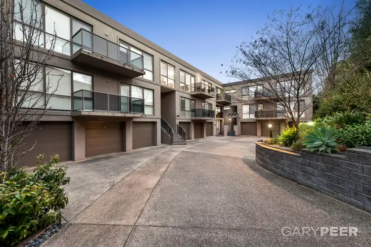 4/15 Waiora Road, Caulfield North VIC 3161