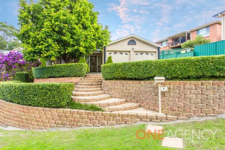 4 Oak Close, Fletcher NSW 2287