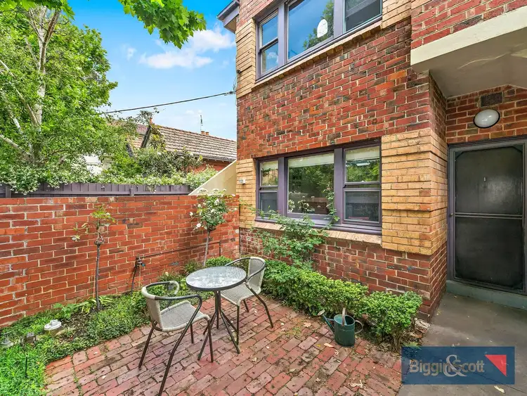 Fifth view of Homely apartment listing, 1/12 Pine Avenue, Elwood VIC 3184