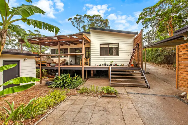 Fourth view of Homely house listing, 8 Elvys Avenue, Saratoga NSW 2251