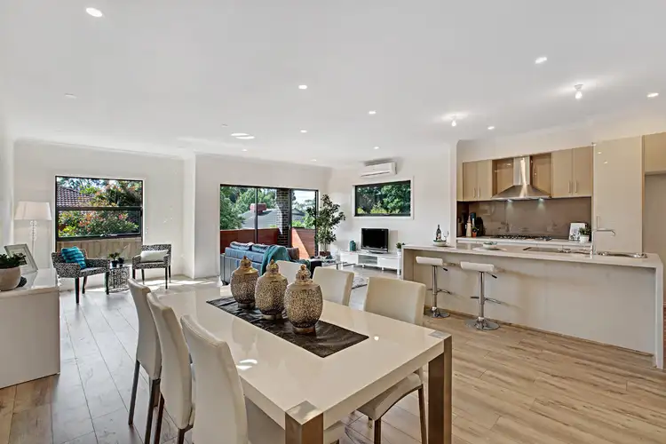 2/27 Kemps Street, Ringwood East VIC 3135