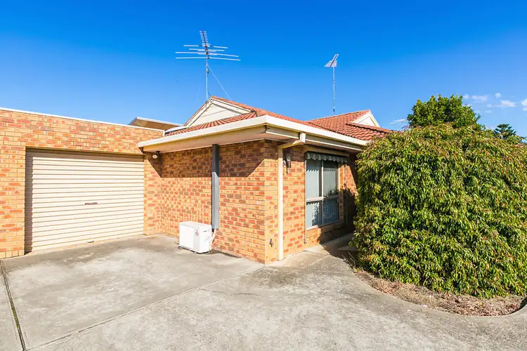 2/7 Charles Lane, Torquay VIC 3228