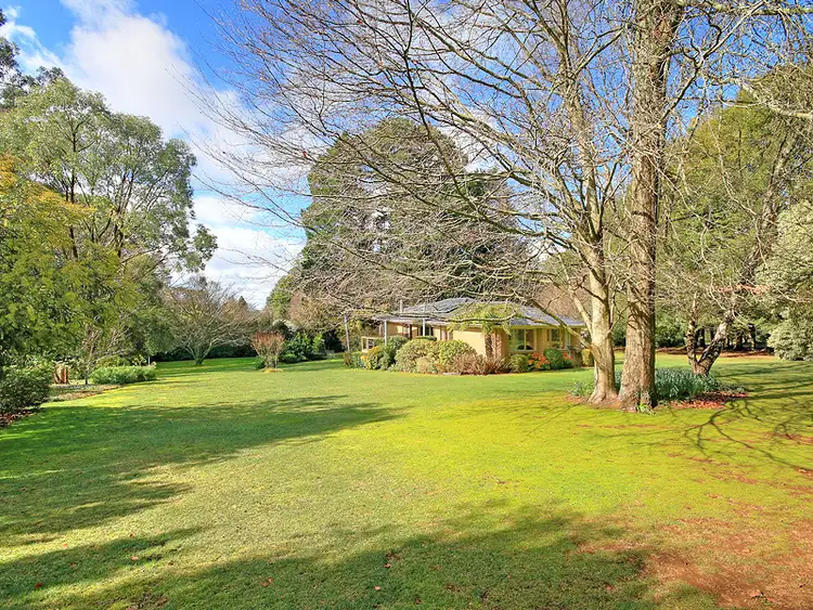 8 Toorak Road, Mount Dandenong VIC 3767