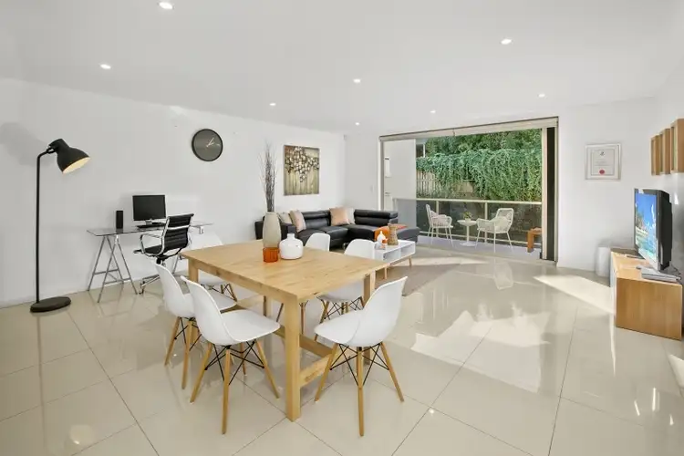 Fifth view of Homely apartment listing, 17/23b-27 Pine Avenue, Brookvale NSW 2100