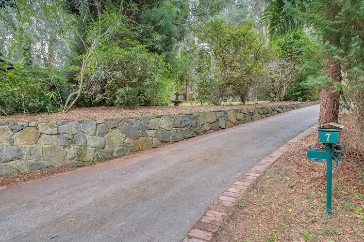 Second view of Homely house listing, 7 Edith Court, Mount Dandenong VIC 3767