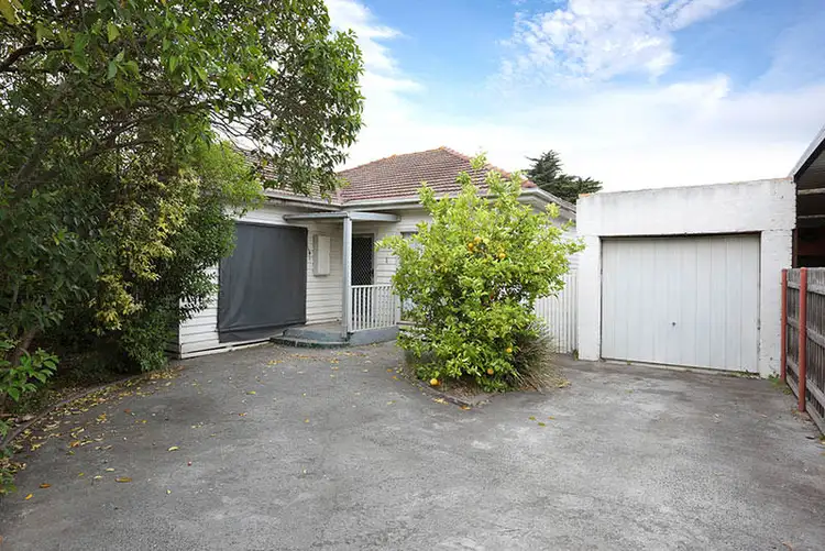 11 Helene Street, Ardeer VIC 3022