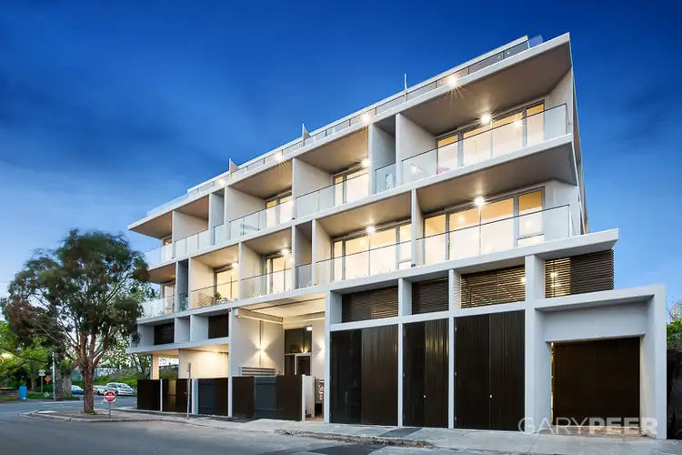 102/2a Nelson Street, St Kilda East VIC 3183