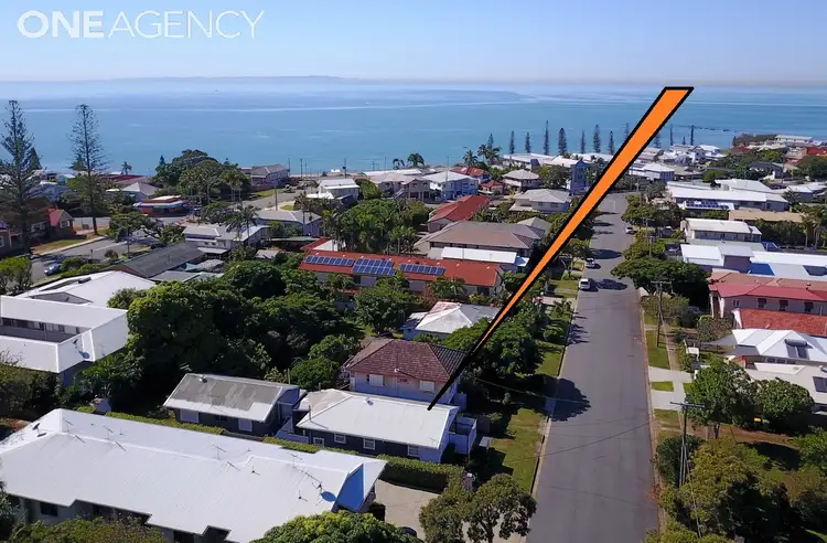 14 Herbert Street, Scarborough QLD 4020