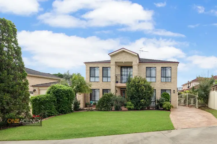 14 Sunray Crescent, St Clair NSW 2759