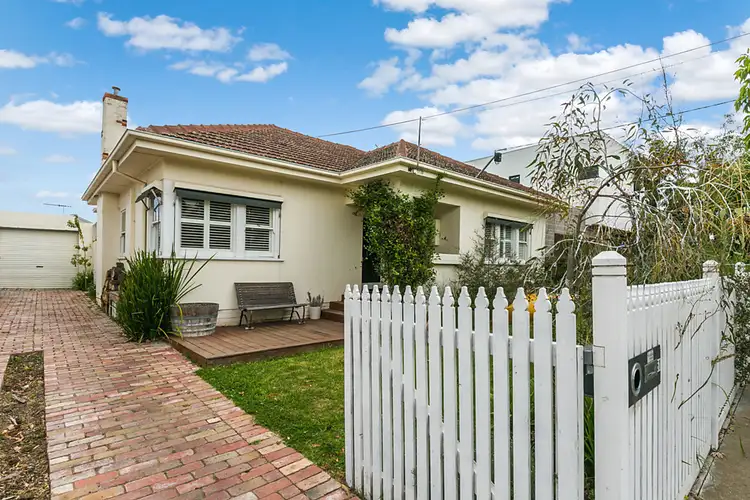 51 Saffron Street, Newtown VIC 3220