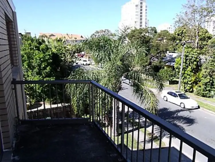 22/9 Bradford Street, Labrador QLD 4215