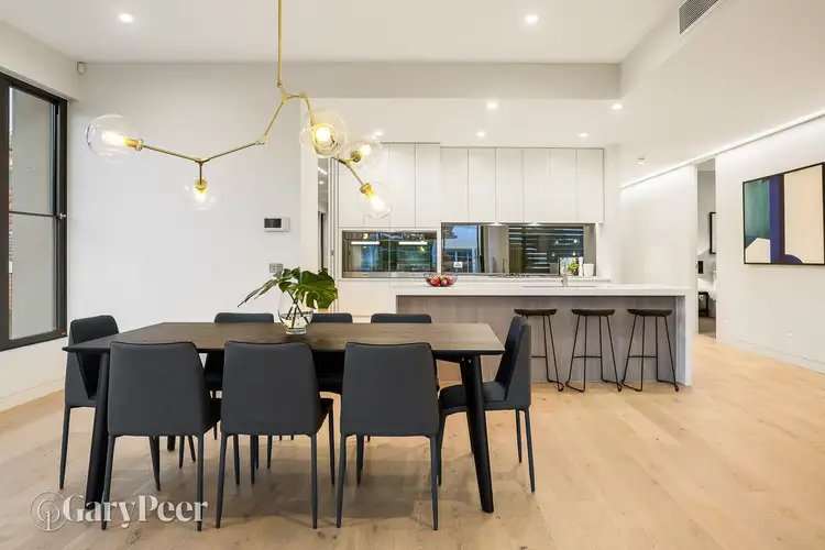 Fifth view of Homely apartment listing, 2/10 Orrong Grove, Caulfield North VIC 3161