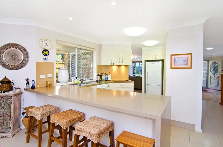 1 Rees Court, Elanora QLD 4221