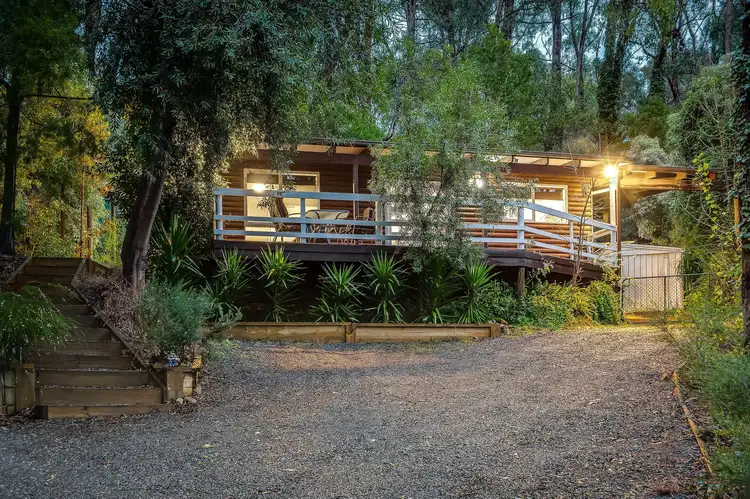 66 Inverness Road, Kalorama VIC 3766